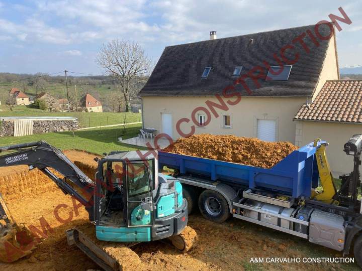 Travaux de terrassement Bretenoux